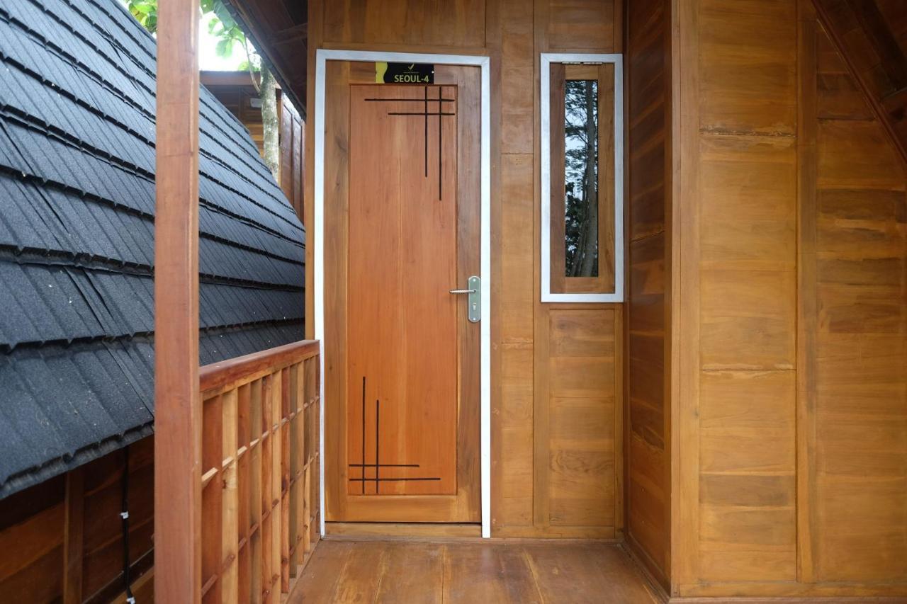 Urbanview Villa Lukulo Kebumen By Reddoorz Exterior photo