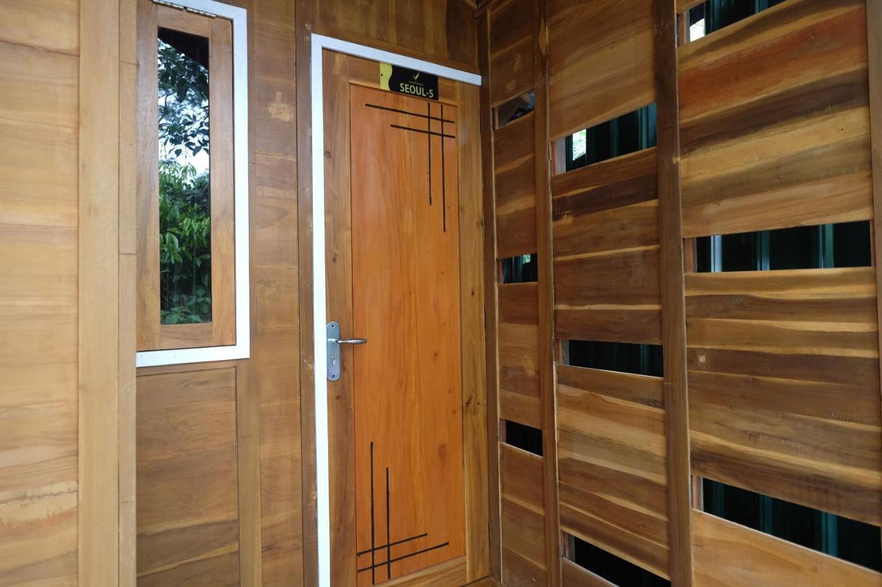 Urbanview Villa Lukulo Kebumen By Reddoorz Exterior photo