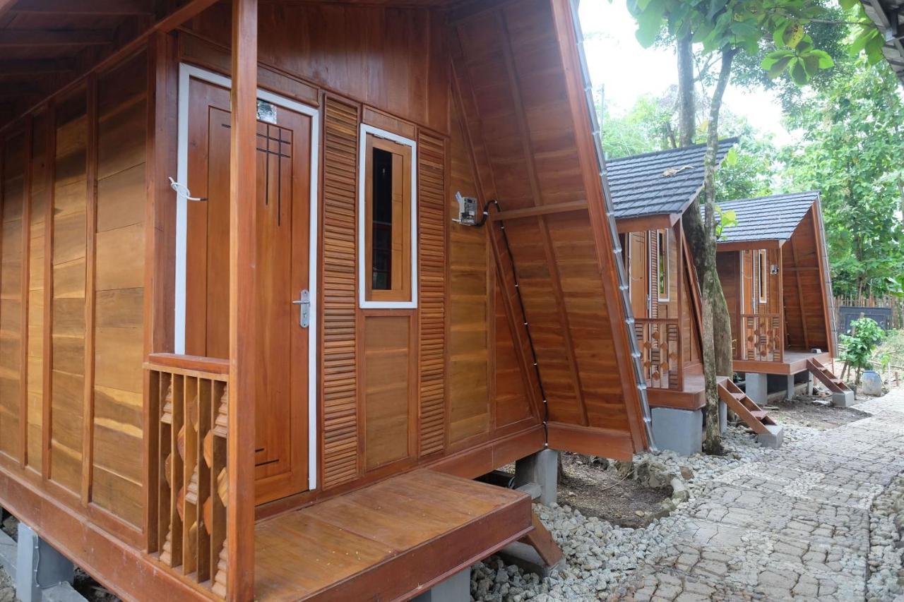 Urbanview Villa Lukulo Kebumen By Reddoorz Exterior photo